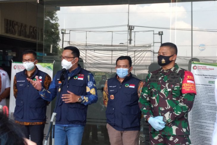 Gubernur Jabar beri bantuan alat kesehatan untuk Kota Depok