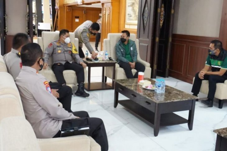 Persebaya tetap berlatih meski Liga 1 ditunda