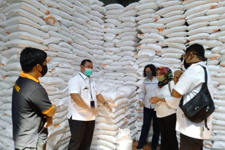 Penyaluran bansos beras di wilayah Kediri-Nganjuk capai 65 persen