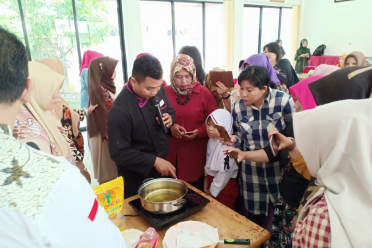 Menggunakan kompor induksi, memasak jadi mudah dan praktis