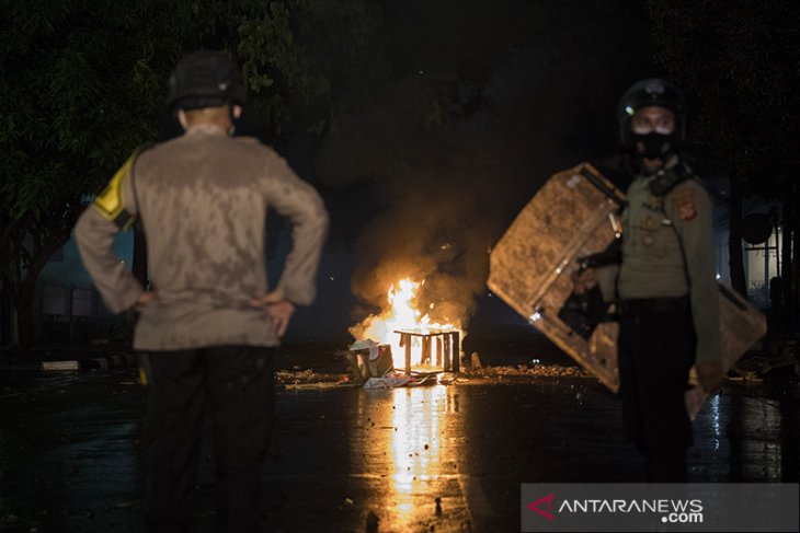 Aksi tolak UU Cipta Kerja 