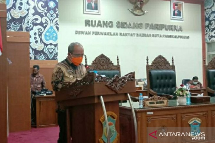Pemkot Pangkalpinang sampaikan 14 Raperda kepada DPRD