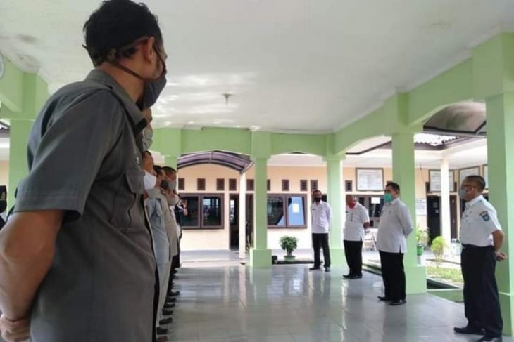 Bupati Bangka Barat: Warga tak bermasker tidak akan dilayani petugas