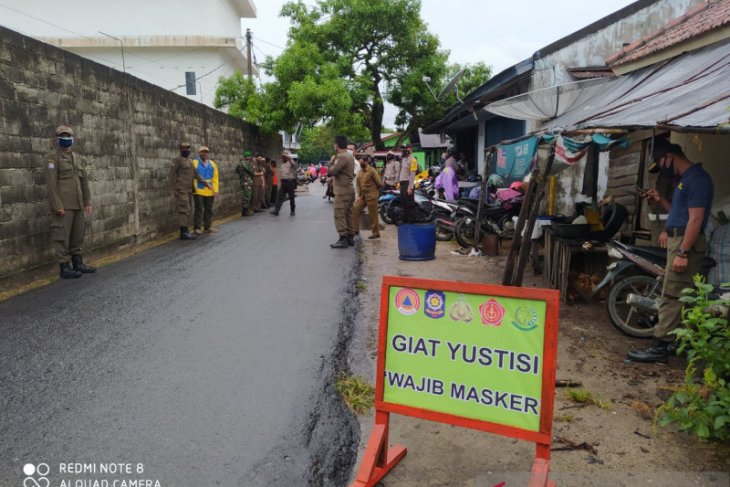 Tim gabungan Bangka Barat gelar operasi yustisi di Pasar Parittiga