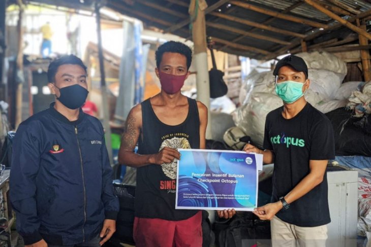 Danone-AQUA dan Octopus permudah pengelolaan sampah untuk Bali Bersih