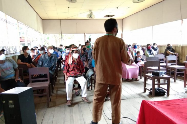 Satgas TMMD bekali warga Pulau Hanaut dengan di pengetahuan pencegahan COVID-19