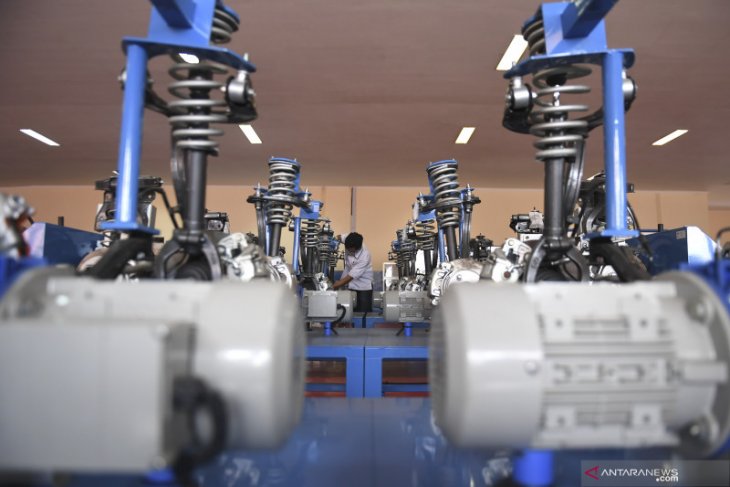 Pemerintah umumkan 115 komponen pembelian lokal untuk insentif PPnBM