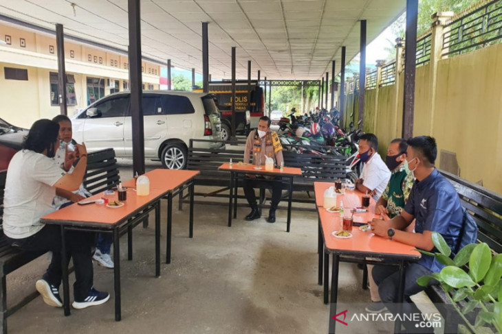 Kapolres Madina ajak wartawan edukasi bahaya COVID-19