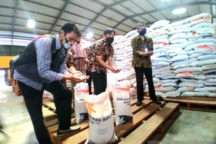 Bansos untuk KPM-PKH Banyuwangi didistribusikan