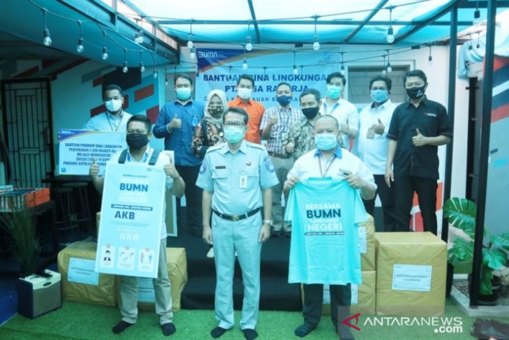 PT Timah bagikan 100 kaos dan sandwich board