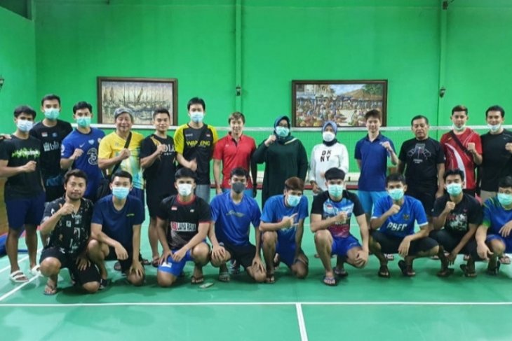 Tim bulu tangkis Indonesia mendapat suntikan semangat dari Bupati Sragen