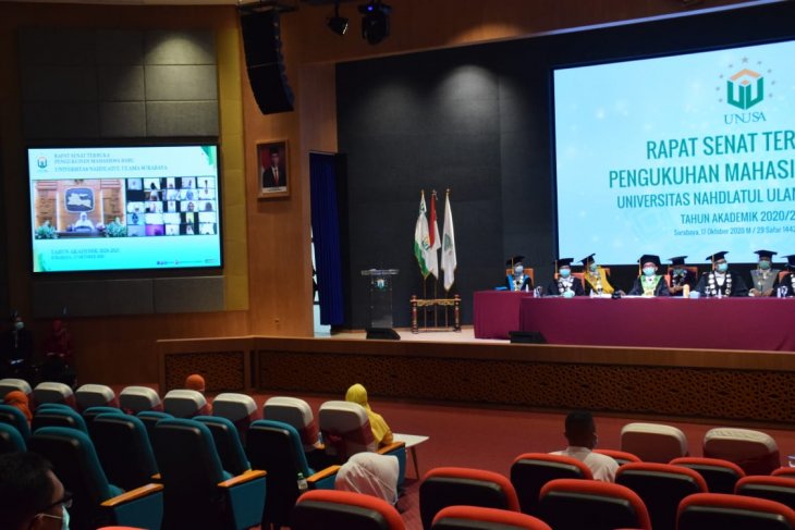 Gubernur Jatim kukuhkan 1.775 mahasiswa Unusa secara daring