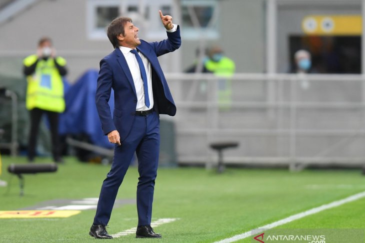 Liga Italia - Tidak terima timnya kalah, Pelatih Inter Antonio Conte sebut AC Milan beruntung