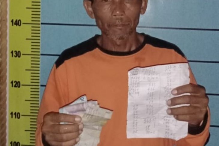 Jadi tukang rekap judi, pensiunan karyawan kebun ditangkap polisi