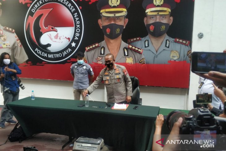 Polisi: Pesinetron RR mengaku sudah lima kali beli sabu-sabu