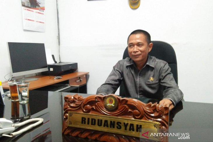 Setwan Kalsel pertimbangkan absensi penggunaan