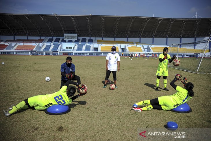 Pelatda sepak bola putri Jawa Barat 