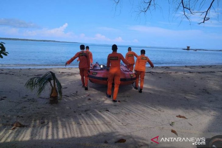 Tim SAR buka operasi pencarian nelayan hilang di perairan Pulau Seliu Belitung