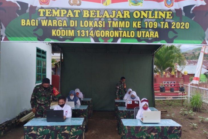 Satgas TMMD siapkan fasilitas belajar daring di Atinggola