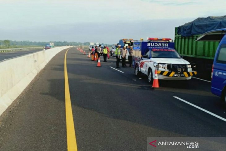 Seorang penumpang tidur di bagasi selamat dari kecelakaan maut di Tol Trans Sumatera
