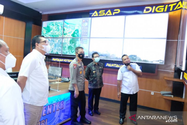 Pjs Gubernur Jambi tinjau ruang komando