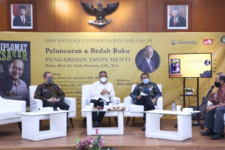 Peluncuran dan Bedah Buku Prof. Eddy Pratomo