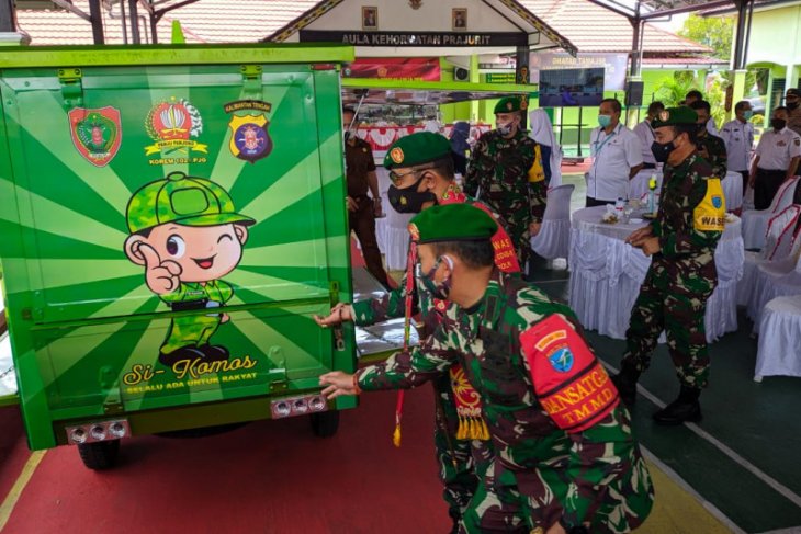 Kodim 1015/Sampit dapat bantuan mobil Si Komos dari Danrem 102/Panju Panjung
