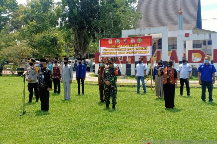 Bupati HST bersama elemen masyarakat deklarasikan tolak demo anarkis