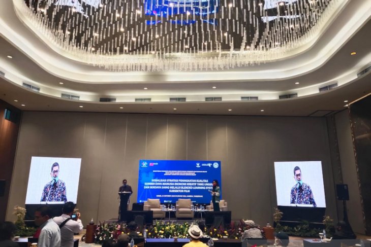 Kemenparekraf melatih pelaku pariwisata gunakan aplikasi Microweb Site