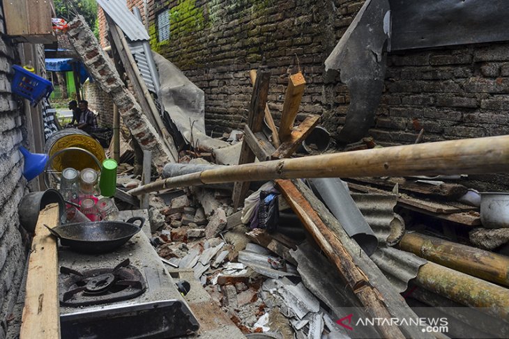 Dampak gempa Pangandaran 