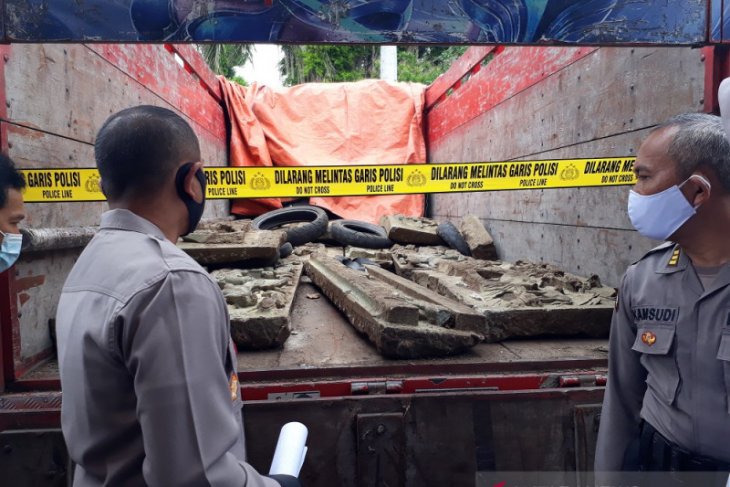 Polisi bongkar sindikat pencurian relief di Makam Tionghoa Kediri