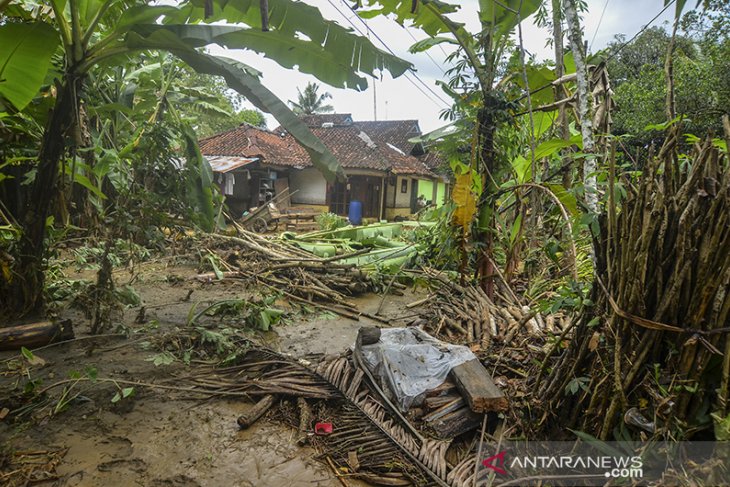 Banjir luapan sungai di Ciamis 