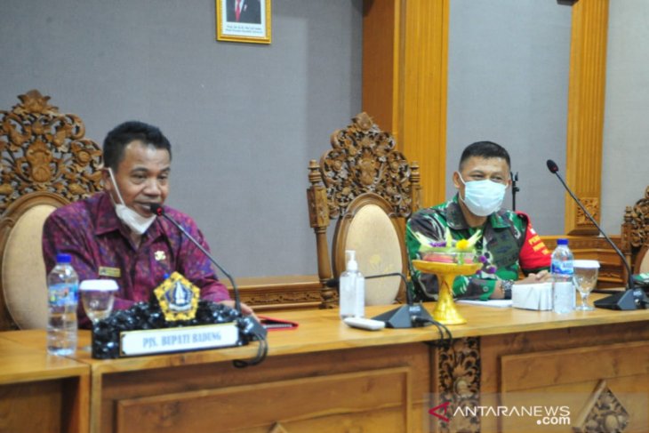 Pemkab Badung minta wisatawan disiplin protokol kesehatan selama libur panjang