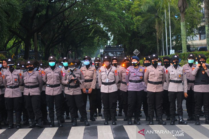 Pengamanan Aksi Mahasiswa Di Banjarmasin