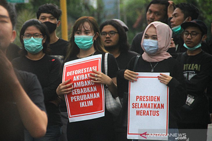 Aksi Mimbar Bebas Mahasiswa di Banjarmasin