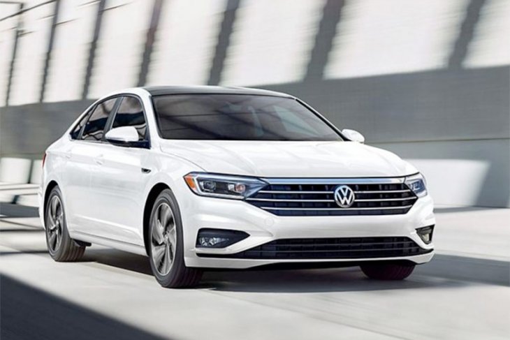 Volkswagen recall 210.000 sedan Jetta karena baut mesin mudah kendur