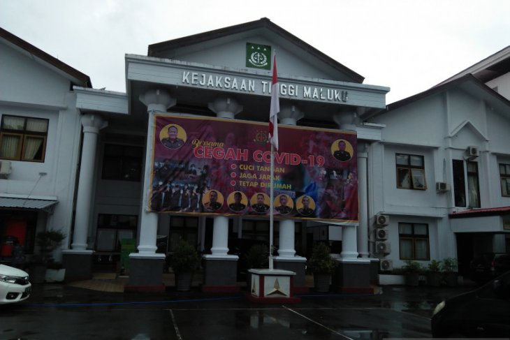 Kejati Maluku sarankan oknum tujuh DPO terpidana korupsi serahkan diri