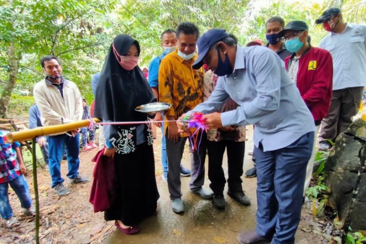 Sekda Paser resmikan tempat wisata Loyu Bile