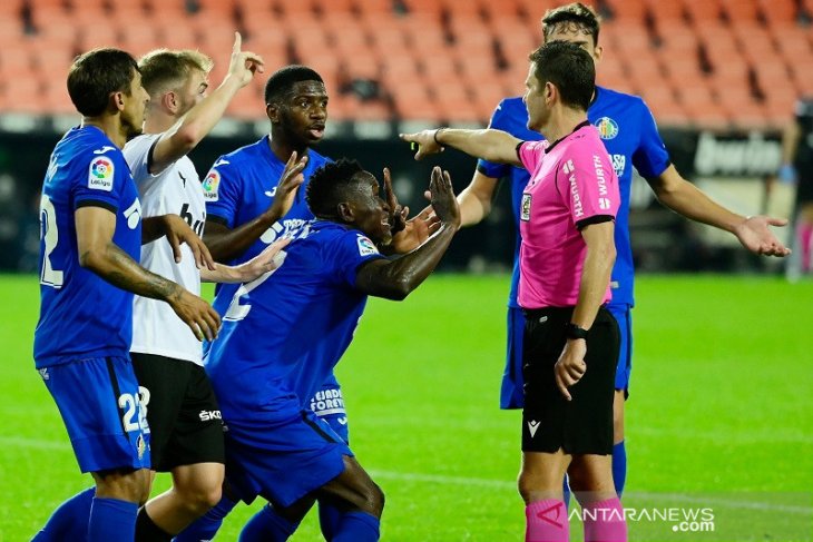 Drama tiga gol akhiri laga warnai hasil imbang Valencia kontra Getafe