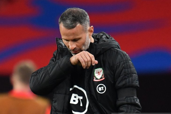 Giggs absen dalam tiga laga Wales setelah serang seorang wanita