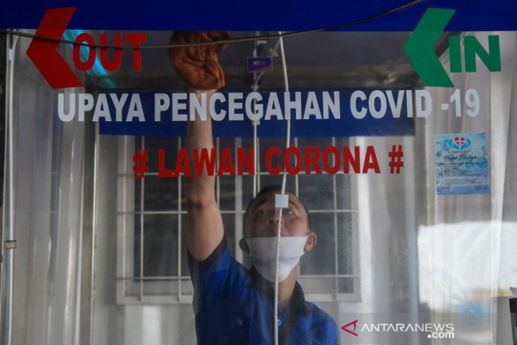 Pemkab Kapuas lakukan pemeriksaan ketat setiap orang yang masuk