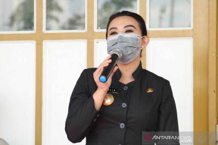 Pemkab Landak batasi tamu undangan 100 orang pada resepsi pernikahan