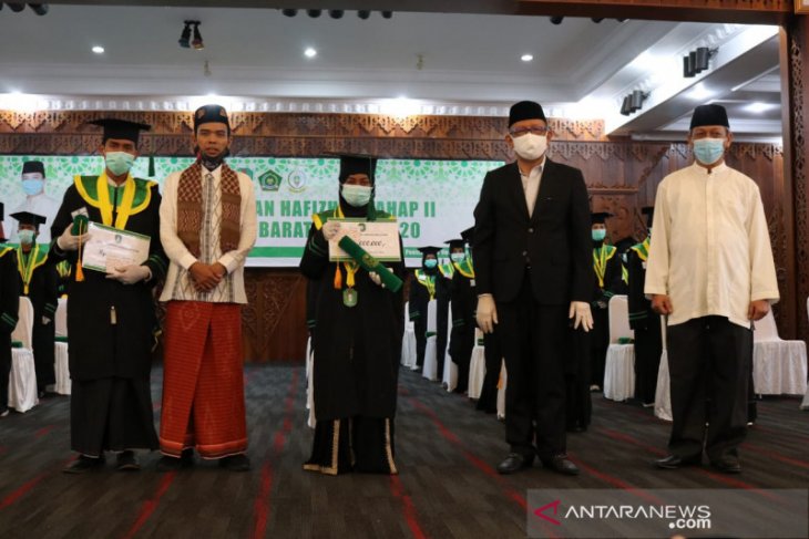 UAS apresiasi upaya Kalbar mencetak ribuan hafiz
