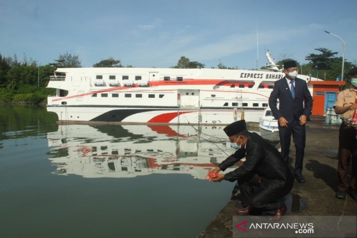 Ketua DPRD Belitung sebut tenaga medis sebagai pahlawan kemanusiaan