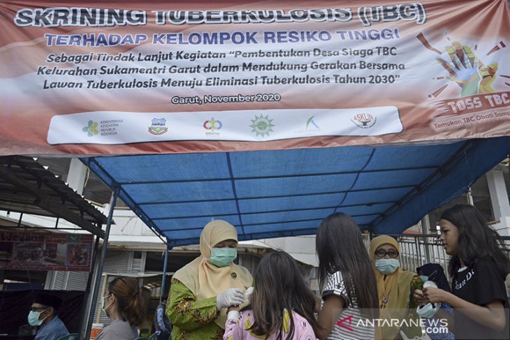 Skrining Tuberkulosis di Garut 