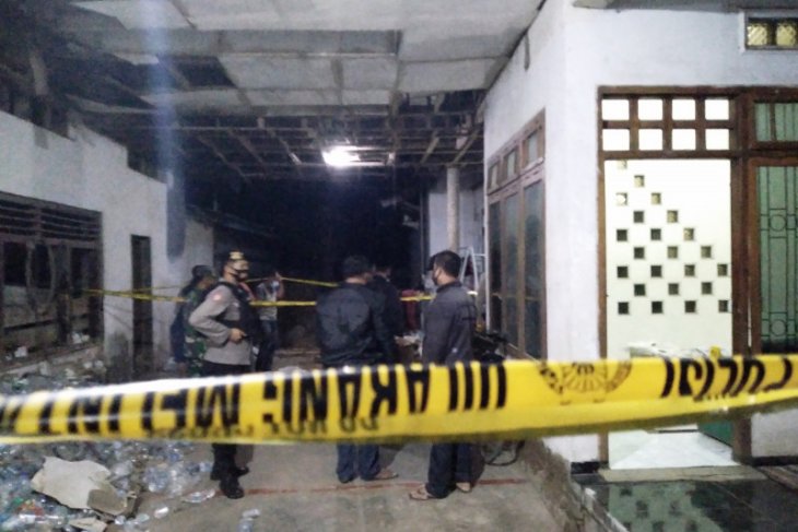 Warga Situbondo ditemukan tewas bersimbah darah