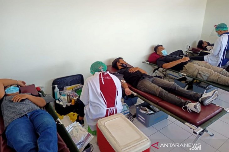 Milenial Denpasar rayakan Hari Pahlawan dengan aksi donor darah