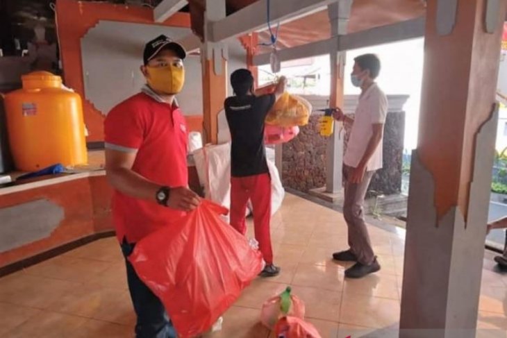 Bank Setda Buleleng kumpulkan 3 ton sampah plastik setiap bulan