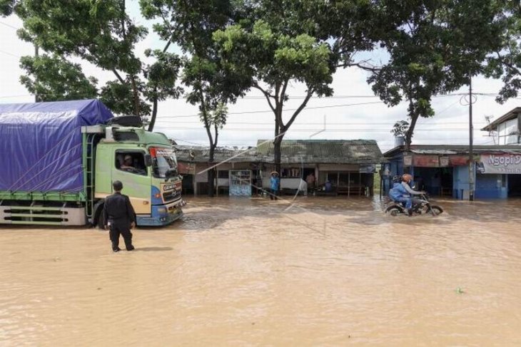 Banjir di jalur selatan