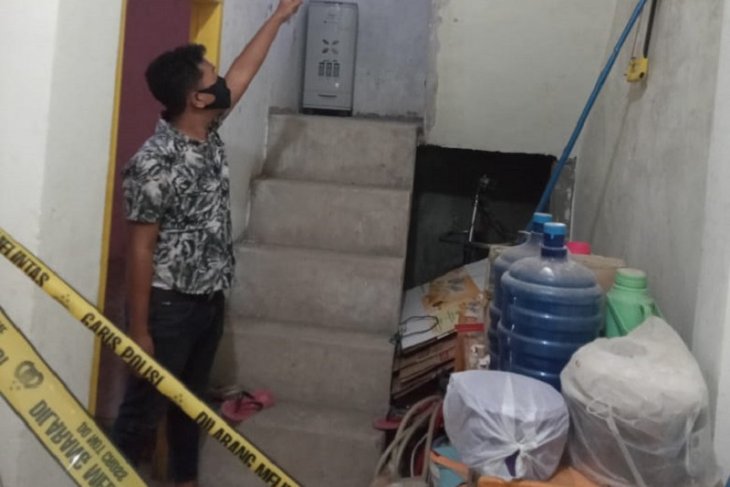 Dosen ini ditemukan tewas gantung diri